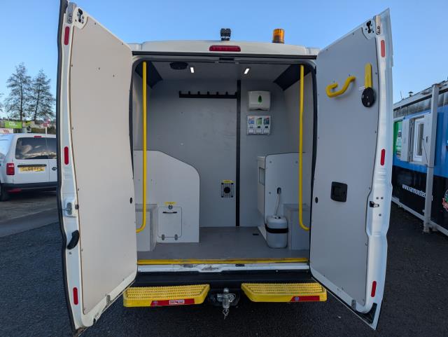 2021 Peugeot Boxer 2.2 BlueHDi 335 S 5dr L3 H2 Welfare Van Euro 6 (140 PS)(s/s) (NV21VXA) Image 12