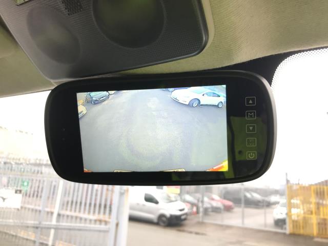 2021 Peugeot Boxer 335 L3 H2 2.2BLUE HDI S 140PS EURO 6   WELFARE (NV21VXC) Image 31