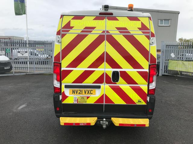 2021 Peugeot Boxer 335 L3 H2 2.2BLUE HDI S 140PS EURO 6   WELFARE (NV21VXC) Image 26