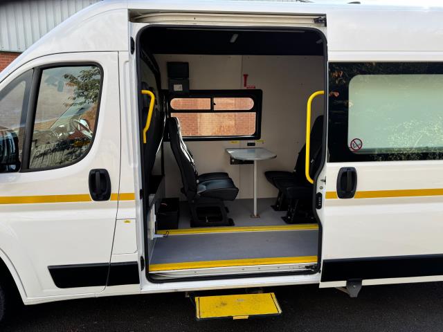 2021 Peugeot Boxer 2.2 Bluehdi H2 S Van 140Ps Welfare Van *70 MPH Restricted (NV21VXN) Image 48