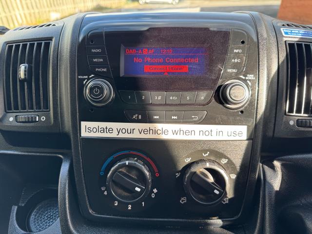 2021 Peugeot Boxer 2.2 Bluehdi H2 S Van 140Ps Welfare Van *70 MPH Restricted (NV21VXN) Image 31