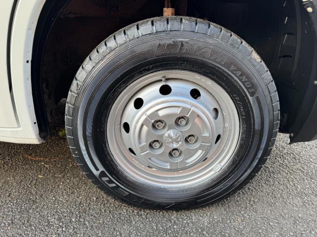 2021 Peugeot Boxer 2.2 Bluehdi H2 S Van 140Ps Welfare Van *70 MPH Restricted (NV21VXN) Image 62