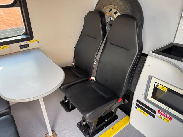 2021 Peugeot Boxer 2.2 Bluehdi H2 S Van 140Ps Welfare Van *70 MPH Restricted (NV21VXN) Image 54