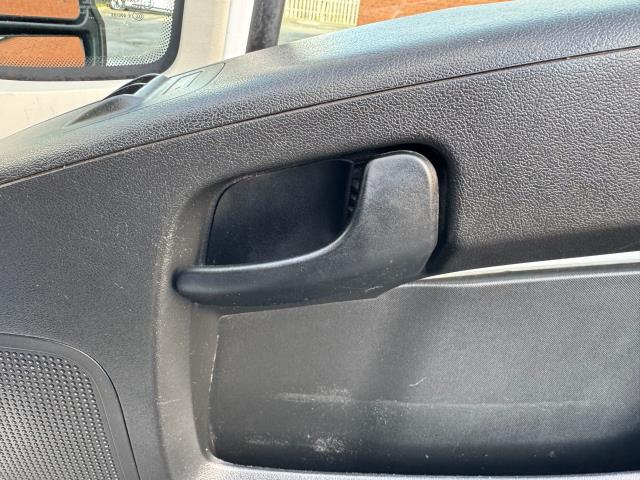 2021 Peugeot Boxer 2.2 Bluehdi H2 S Van 140Ps Welfare Van *70 MPH Restricted (NV21VXN) Image 20