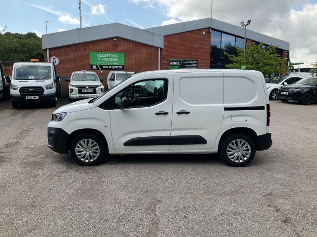 2021 Peugeot Partner 1000 1.5 Bluehdi 100 Professional Premium Van (NV21WKL) Image 6