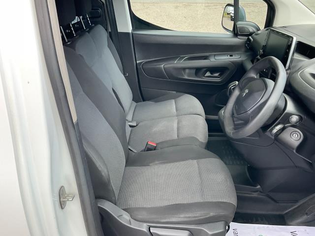 2021 Peugeot Partner 1000 1.5 Bluehdi 100 Professional Premium Van (NV21WKL) Image 16