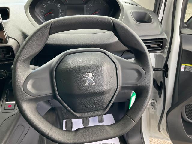 2021 Peugeot Partner 1000 1.5 Bluehdi 100 Professional Premium Van (NV21WKL) Image 17