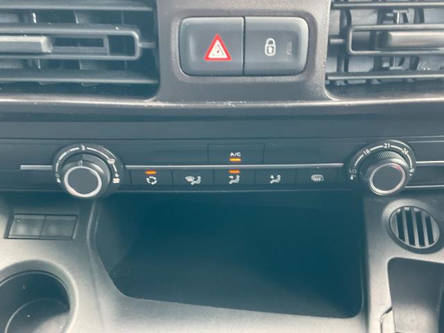 2021 Peugeot Partner 1000 1.5 Bluehdi 100 Professional Premium Van (NV21WKL) Image 23