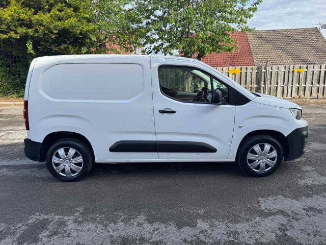 2021 Peugeot Partner 1000 1.5 Bluehdi 100 Professional Van EURO 6 (NV21WKM) Image 10