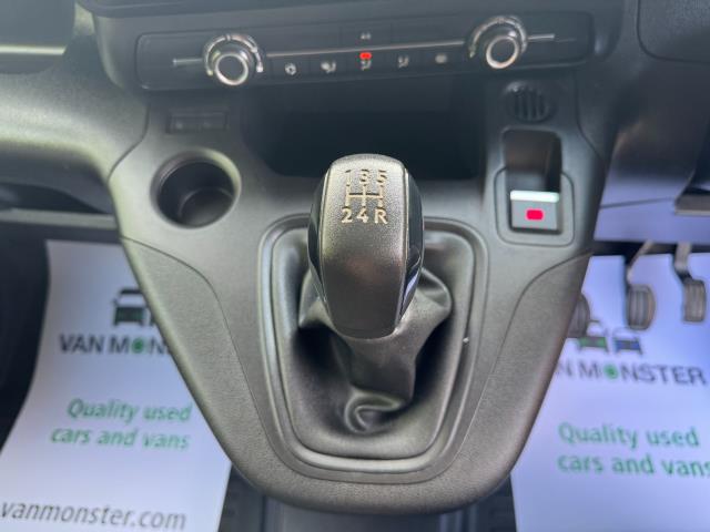 2021 Peugeot Partner 1000 1.5 Bluehdi 100 Professional Van EURO 6 (NV21WKM) Image 27