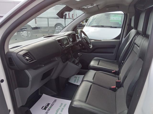 2021 Peugeot Expert 1400 2.0 Bluehdi 120 Professional Van (NV21WLF) Image 17