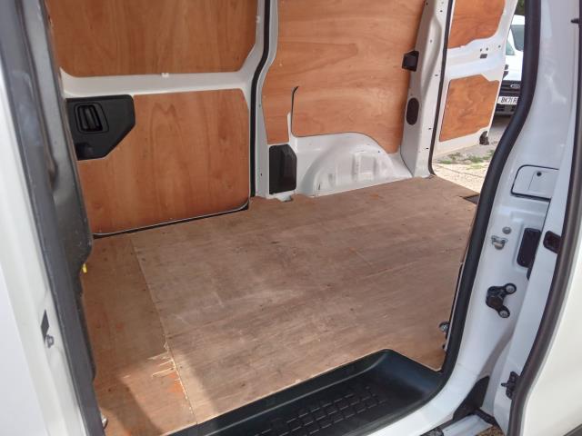2021 Peugeot Expert 1400 2.0 Bluehdi 120 Professional Van (NV21WLF) Image 15
