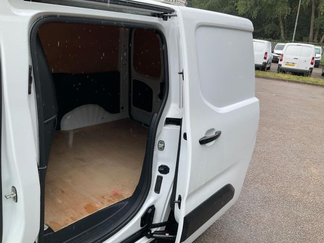 2021 Peugeot Partner 1000 1.5 Bluehdi 100 Professional Van (NV21WLR) Image 8