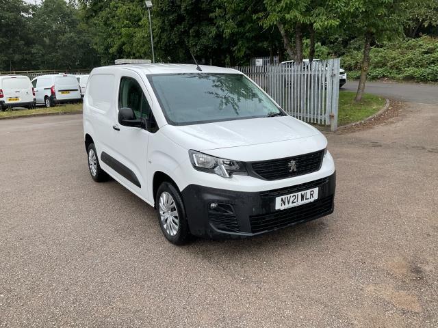2021 Peugeot Partner 1000 1.5 Bluehdi 100 Professional Van (NV21WLR) Image 2