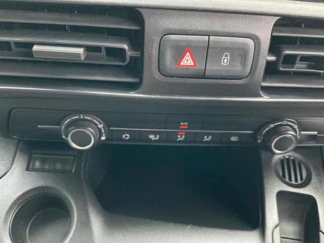 2021 Peugeot Partner 1000 1.5 Bluehdi 100 Professional Van (NV21WLR) Image 22