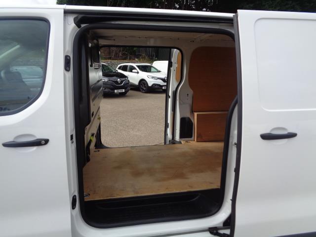 2021 Peugeot Expert 1000 1.5 Bluehdi 100 Professional Van (NV21WMC) Image 18
