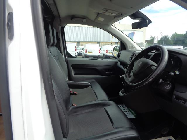 2021 Peugeot Expert 1000 1.5 Bluehdi 100 Professional Van (NV21WMC) Image 15