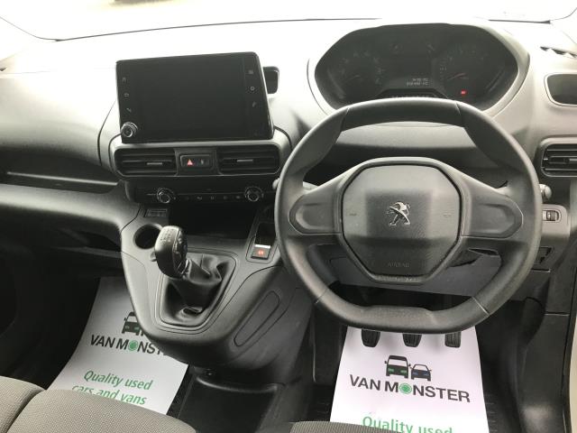 2021 Peugeot Partner 1000 1.5 Bluehdi 100 Professional Van (NV21WNA) Image 21