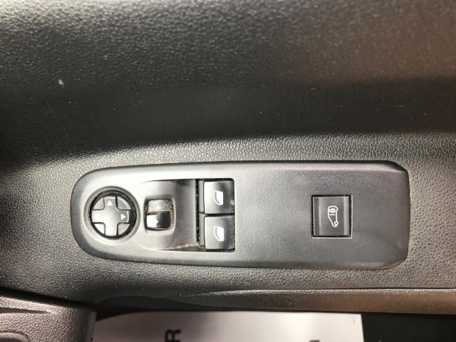 2021 Peugeot Partner 1000 1.5 Bluehdi 100 Professional Van (NV21WNH) Image 30