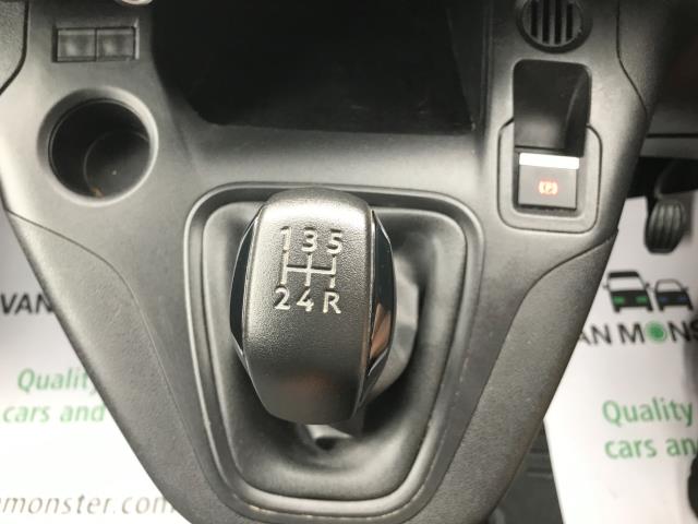 2021 Peugeot Partner 1000 1.5 Bluehdi 100 Professional Van (NV21WNH) Image 26