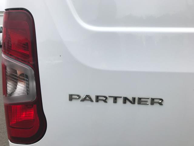 2021 Peugeot Partner 1000 1.5 Bluehdi 100 Professional Van (NV21WNH) Image 18
