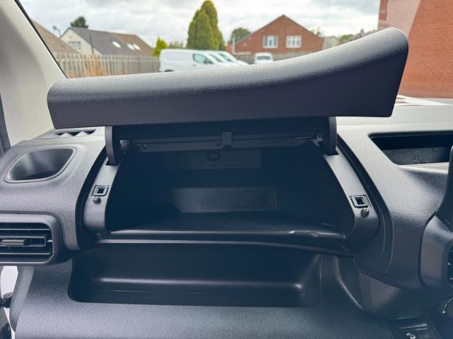 2021 Peugeot Partner 1000 1.5 Bluehdi 100 Grip Van EURO 6 (NV21WTZ) Image 37