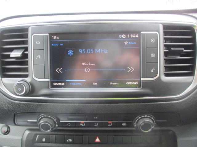 2021 Peugeot Expert 1000 1.5 Bluehdi 100 Professional Van (NV21XSE) Image 21