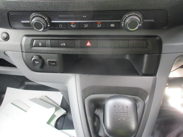 2021 Peugeot Expert 1000 1.5 Bluehdi 100 Professional Van (NV21XSE) Image 23