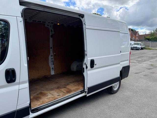 2022 Peugeot Boxer L3 H3 2.2 Bluehdi H2 S Van 140Ps EURO 6 (NV22FCF) Image 46