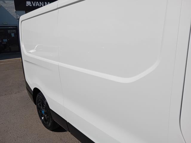 2022 Renault Trafic LL30 L2 H1 BLUE DCI 130PS BUSINESS  EURO 6 (NV22HMY) Image 8