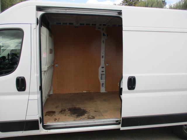 2022 Peugeot Boxer 2.2 Bluehdi H2 Professional Van 140Ps (NV22HPU) Image 28