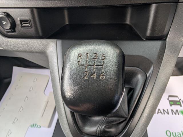 2022 Peugeot Expert 1000 1.5 Bluehdi 100 Professional Premium Van (NV22HRC) Image 26