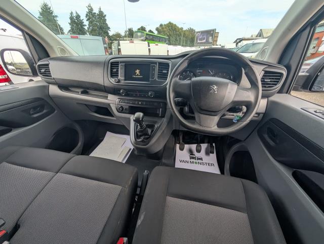 2022 Peugeot Expert 1000 1.5 Bluehdi 100 Professional Premium Van (NV22HRC) Image 18