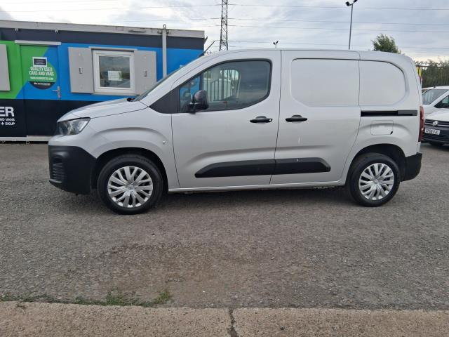 2022 Peugeot Partner 1000 1.5 Bluehdi 100 Professional Premium Van (NV22KDZ) Image 5
