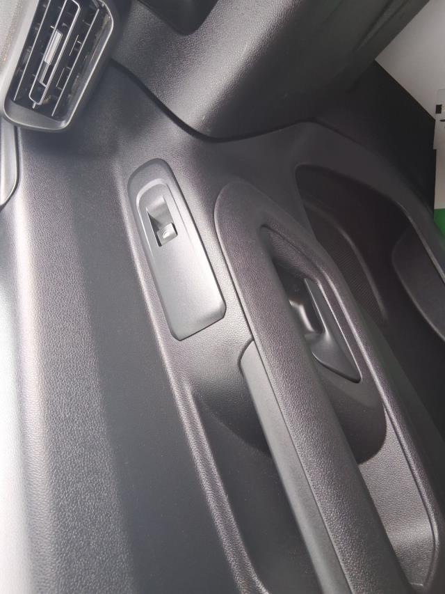 2022 Peugeot Partner 1000 1.5 Bluehdi 100 Professional Premium Van (NV22KDZ) Image 30