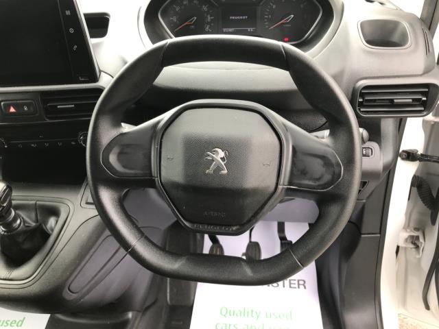 2022 Peugeot Partner 1000 1.5 Bluehdi 100 Professional Premium Van (NV22LUO) Image 21