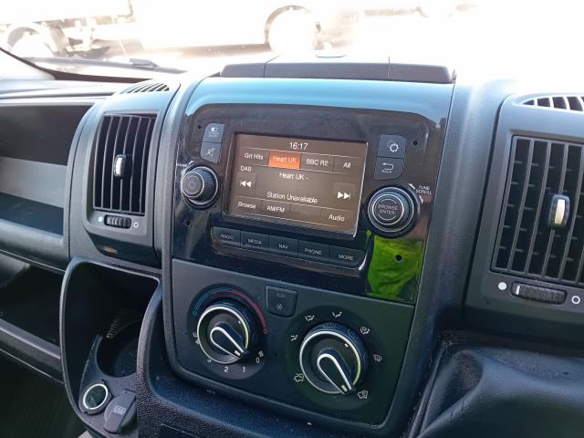2022 Peugeot Boxer 335 2.2BLUE HDI L3  H2 140PS PROFESSIONAL EURO 6  (NV22LZR) Image 14