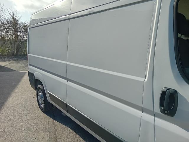 2022 Peugeot Boxer 335 2.2BLUE HDI L3  H2 140PS PROFESSIONAL EURO 6  (NV22LZR) Image 8
