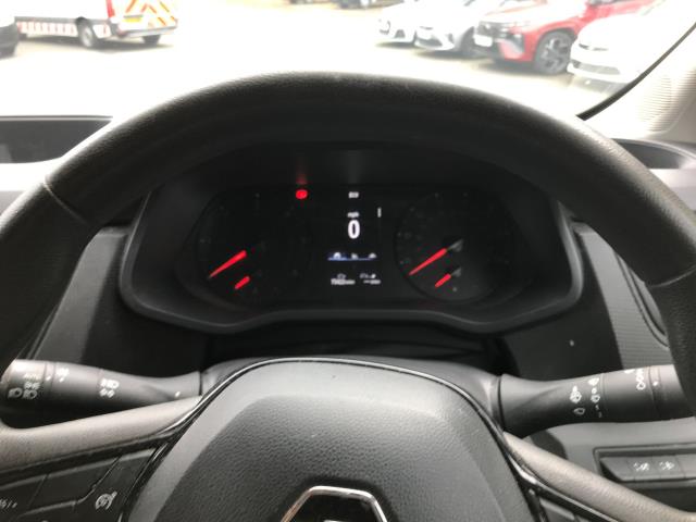 2022 Renault Trafic Ll30 Blue Dci 130 Business Van (NV22MPU) Image 17