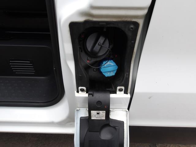 2022 Renault Trafic Ll30 Blue Dci 130 Business Van (NV22MPX) Image 16