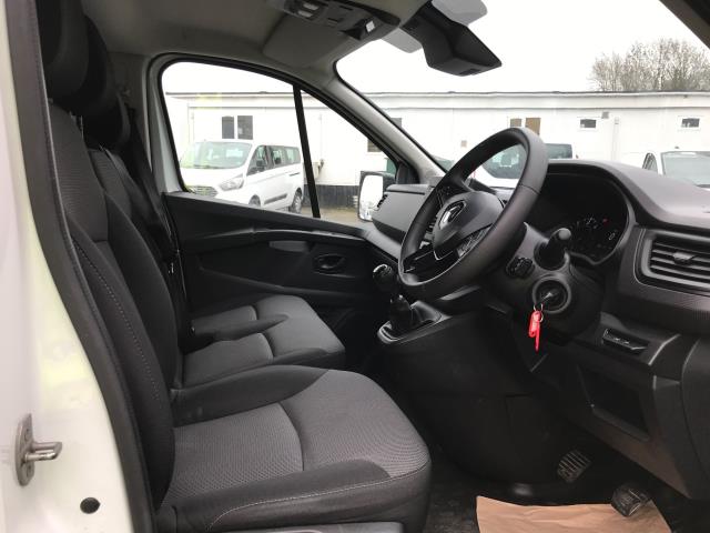 2022 Renault Trafic Ll30 Blue Dci 130 Business Van (NV22MSO) Image 28