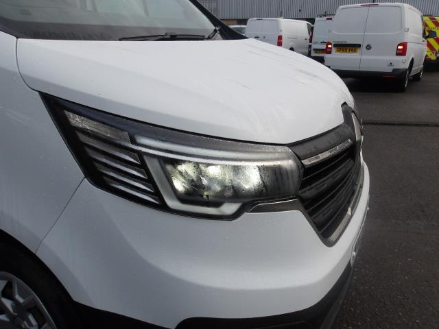 2022 Renault Trafic Ll30 Blue Dci 130 Business Van   *70mph ltd* (NV22MTF) Image 14