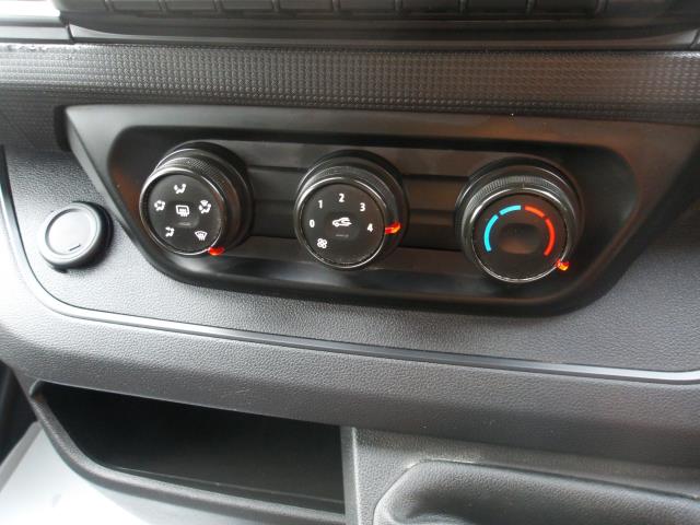 2022 Renault Trafic Ll30 Blue Dci 130 Business Van   *70mph ltd* (NV22MTF) Image 30