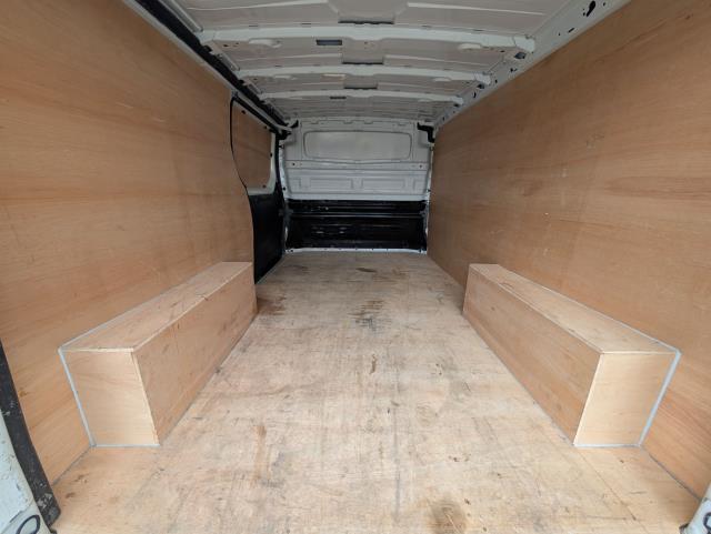 2022 Renault Trafic Ll30 Blue Dci 130 Business Van (NV22MTK) Image 12