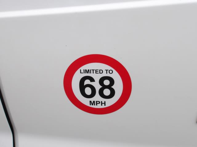 2022 Renault Trafic Ll30 Blue Dci 130 Business Van *Ltd to 68mph* (NV22MUA) Image 11