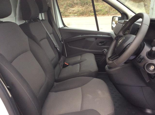 2022 Renault Trafic Ll30 Blue Dci 130 Business Van (NV22MUY) Image 16