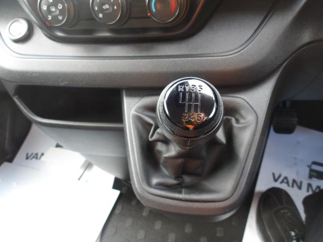 2022 Renault Trafic Ll30 Blue Dci 130 Business Van (NV22NGG) Image 30