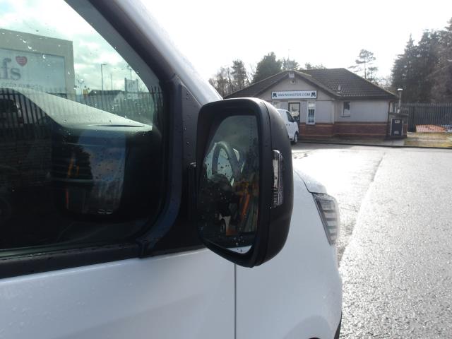 2022 Renault Trafic Ll30 Blue Dci 130 Business Van (NV22NGG) Image 14