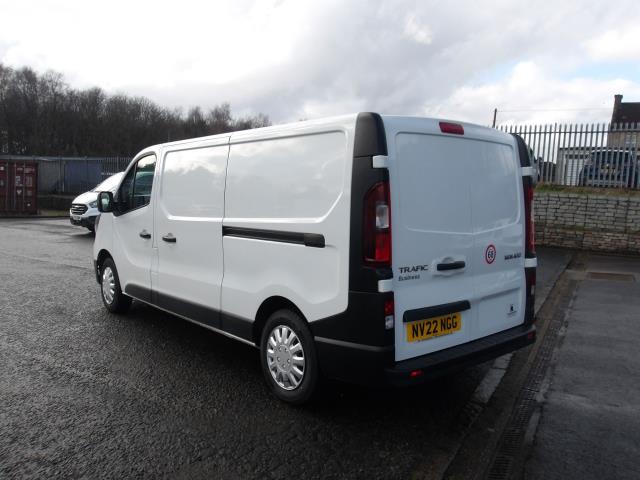 2022 Renault Trafic Ll30 Blue Dci 130 Business Van (NV22NGG) Image 5