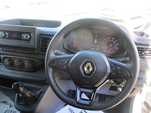 2022 Renault Trafic Ll30 Blue Dci 130 Business Van (NV22NHB) Image 16